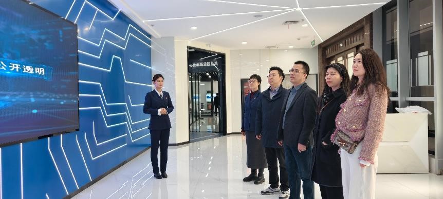 深化院企合作，共推数字技术创新 ——BEAT365官网电气学院负责人一行到丝路创远（甘肃）科技有限公司调研